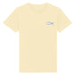 christliches T-Shirt für Kinder mit einem Unisex-Schnitt in hellgelb aus 100 % Bio-Baumwolle auf der Vorderseite mit einem blauen Fisch rechts auf der Brust. Erhältlich in den Größen 98/104 bis 152/164