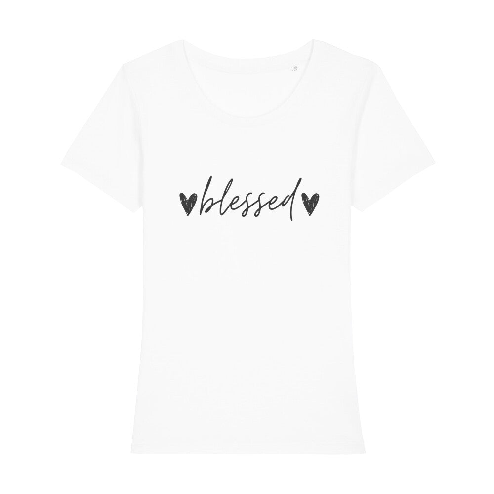 christliches T-Shirt mit einem Frauen-Schnitt in weiß aus 100 % Bio-Baumwolle mittig auf der Brust "❤︎ blessed ❤︎". Erhältlich in den Größen XS bis XXL