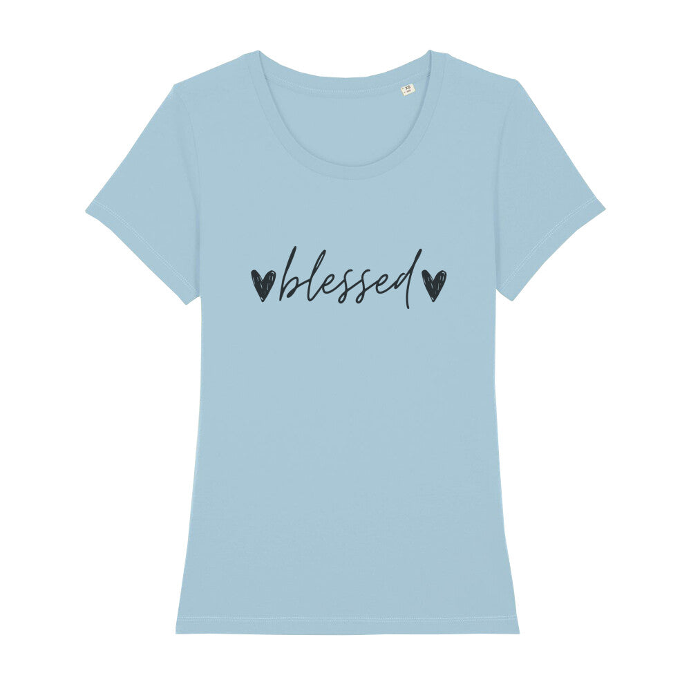 christliches T-Shirt mit einem Frauen-Schnitt in hellblau aus 100 % Bio-Baumwolle mittig auf der Brust "❤︎ blessed ❤︎". Erhältlich in den Größen XS bis XXL