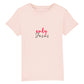 christliches T-Shirt für Kinder mit einem Unisex-Schnitt in pink aus 100 % Bio-Baumwolle mittig auf der Brust "only Jesus". Erhältlich in den Größen 98/104 bis 152/164