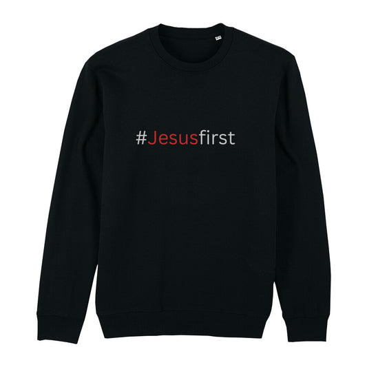 christliches Sweatshirt mit einem Unisex-Schnitt in schwarz aus Bio-Baumwolle mit dem Schriftzug # Jesus first mitten auf der Brust. Erhältlich in den Größen XS bis XXL