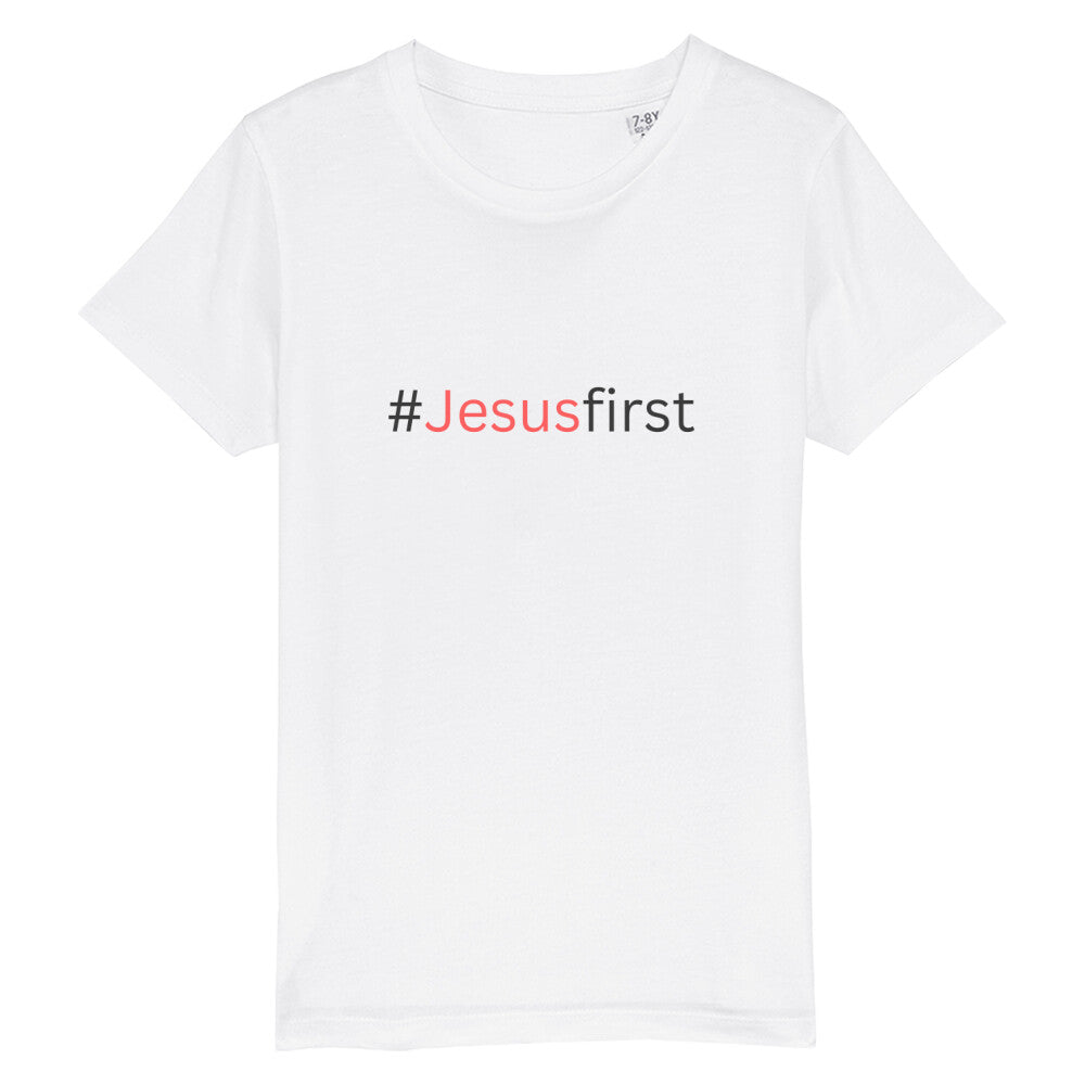 christliches T-Shirt für Kinder mit einem Unisex-Schnitt in weiß aus 100 % Bio-Baumwolle mittig auf der Brust "#Jesus first". Erhältlich in den Größen 98/104 bis 152/164